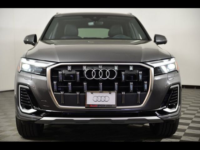 2025 Audi Q7 Premium