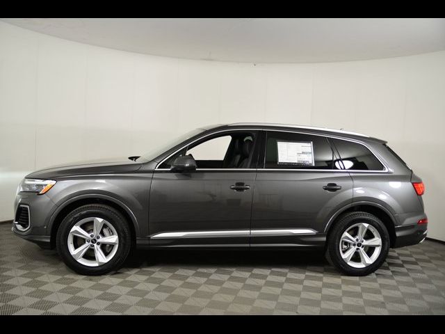 2025 Audi Q7 Premium