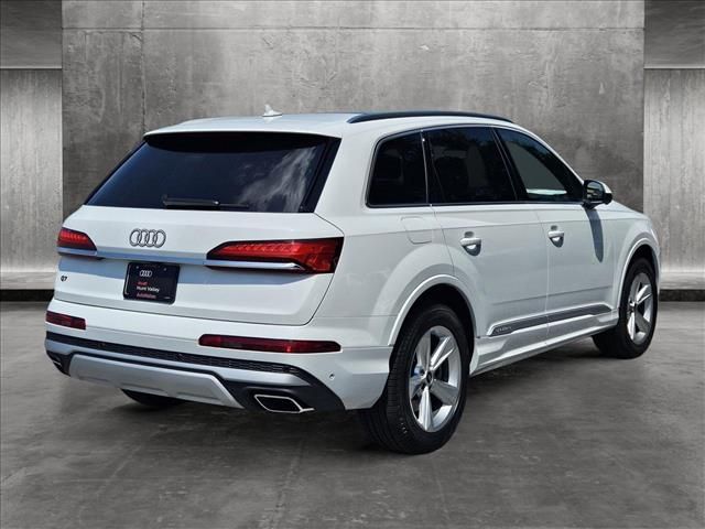 2025 Audi Q7 Premium