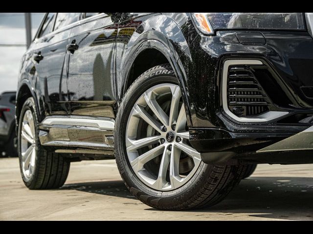 2025 Audi Q7 Premium