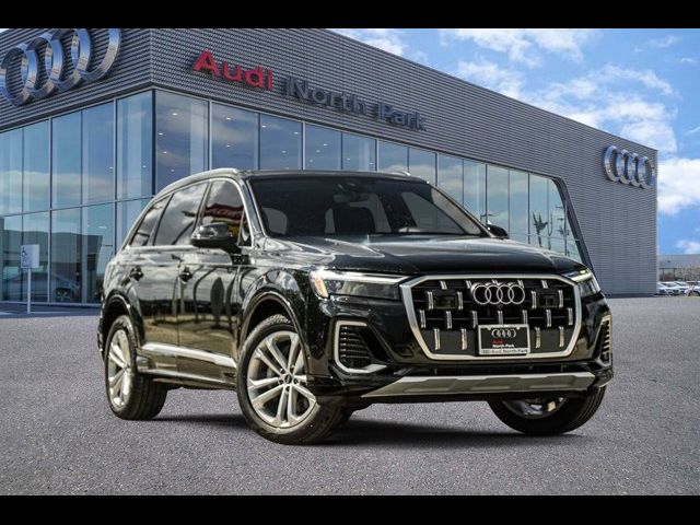 2025 Audi Q7 Premium