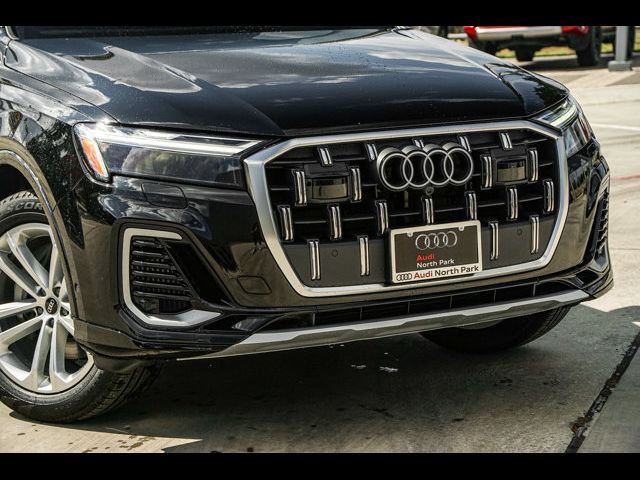 2025 Audi Q7 Premium