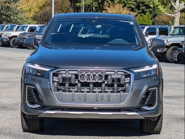 2025 Audi Q7 Premium