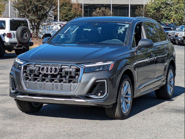 2025 Audi Q7 Premium