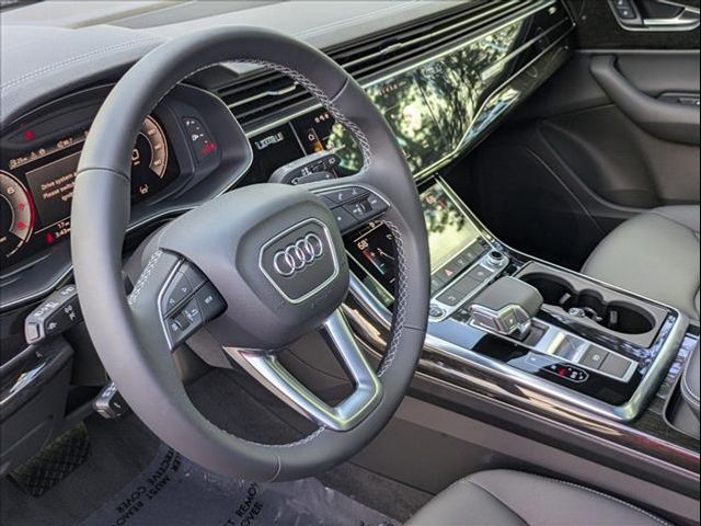 2025 Audi Q7 Premium