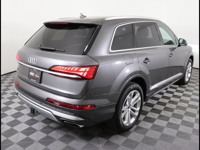 2025 Audi Q7 Premium