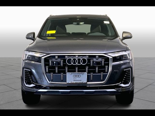 2025 Audi Q7 Premium