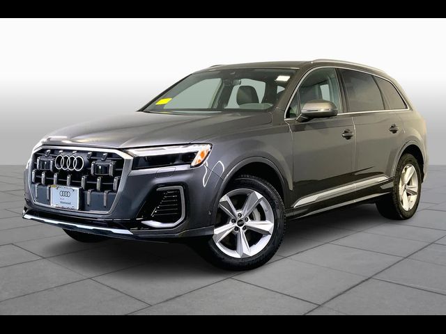 2025 Audi Q7 Premium