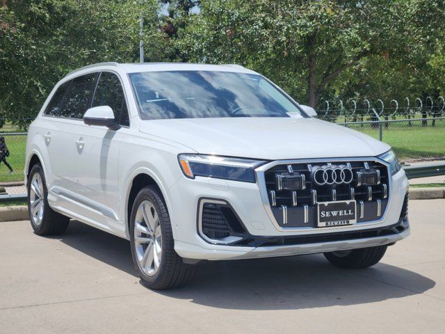 2025 Audi Q7 Premium