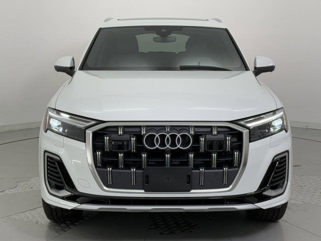 2025 Audi Q7 Premium