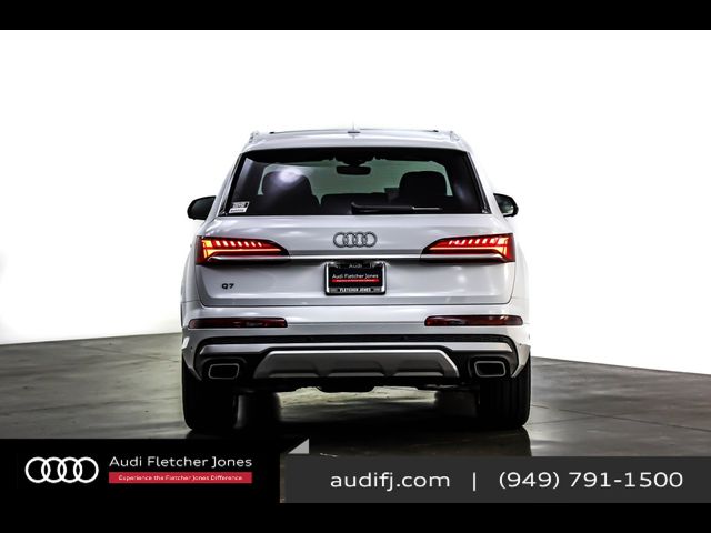 2025 Audi Q7 Premium