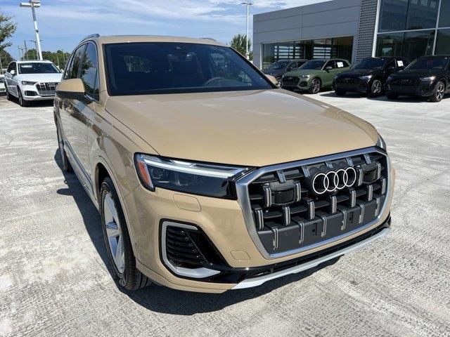 2025 Audi Q7 Premium