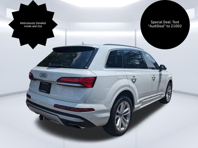 2025 Audi Q7 Premium