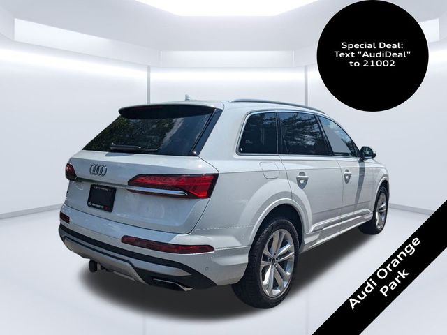 2025 Audi Q7 Premium