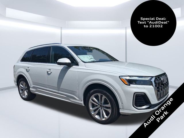 2025 Audi Q7 Premium