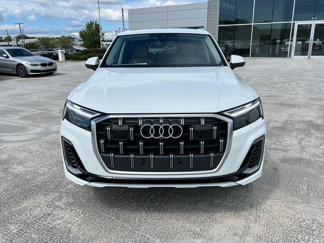 2025 Audi Q7 Premium