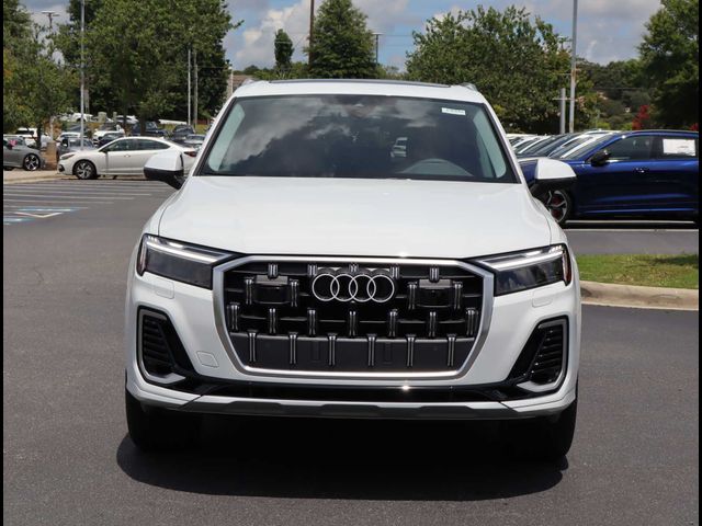 2025 Audi Q7 Premium