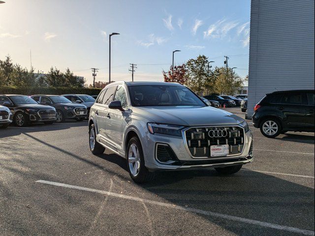 2025 Audi Q7 Premium