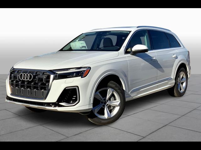 2025 Audi Q7 Premium