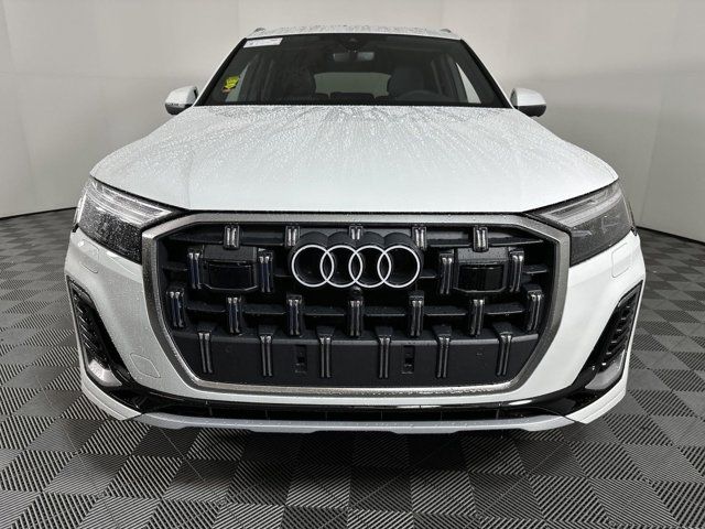 2025 Audi Q7 Premium