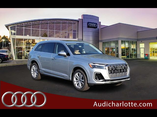 2025 Audi Q7 Premium