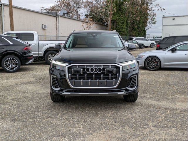 2025 Audi Q7 Premium