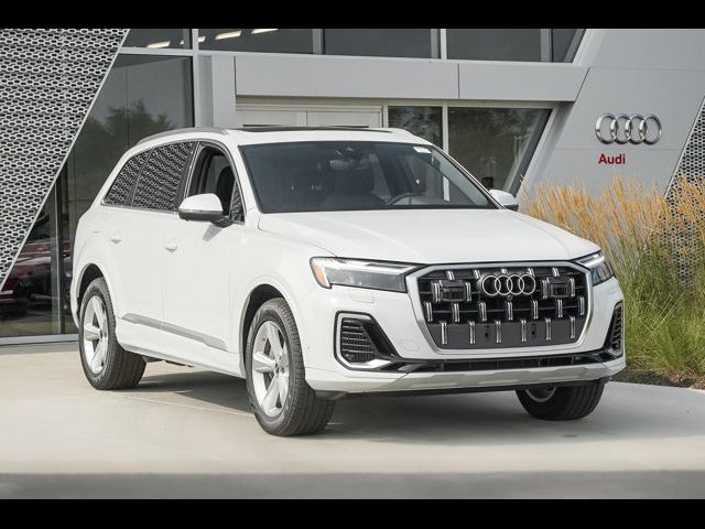 2025 Audi Q7 Premium