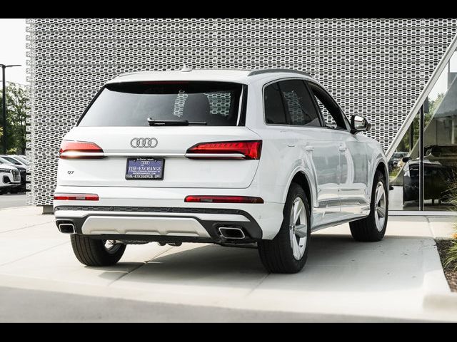 2025 Audi Q7 Premium