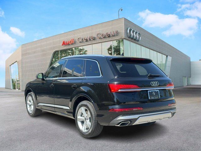 2025 Audi Q7 Premium