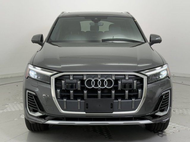 2025 Audi Q7 Premium