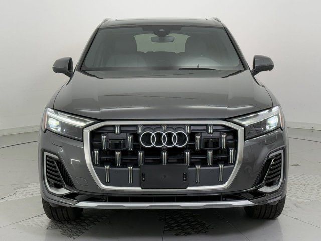 2025 Audi Q7 Premium