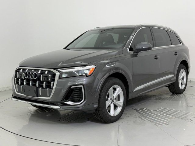 2025 Audi Q7 Premium