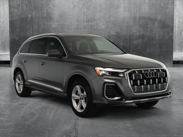 2025 Audi Q7 Premium