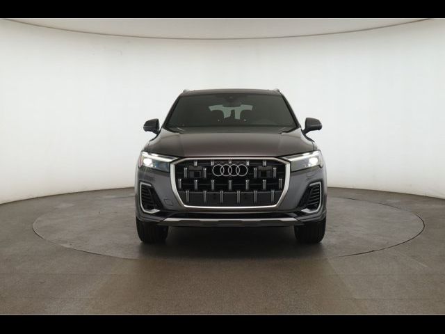 2025 Audi Q7 Premium