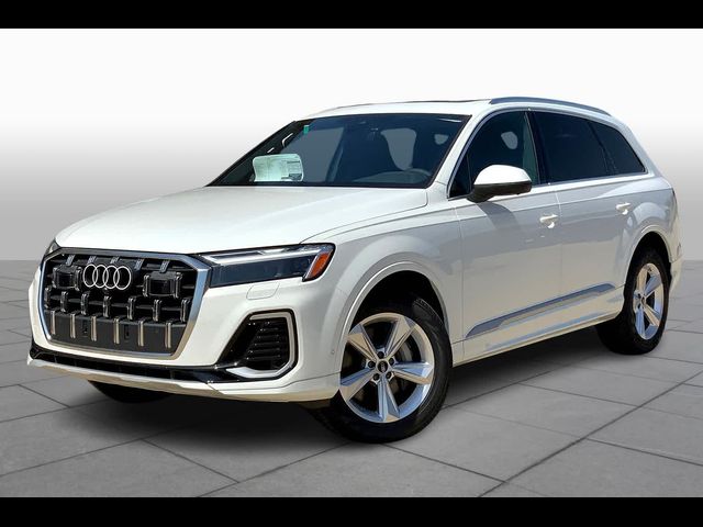 2025 Audi Q7 Premium