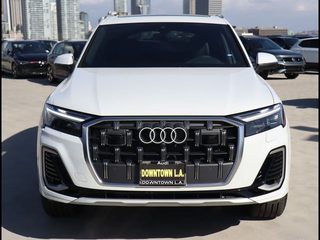 2025 Audi Q7 Premium