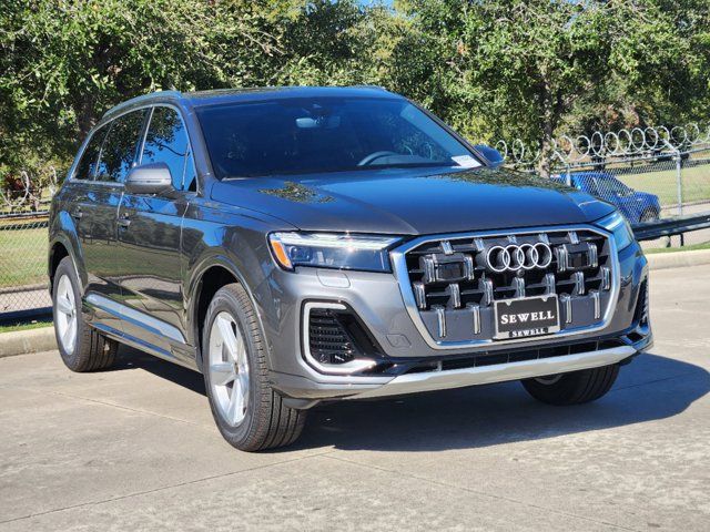 2025 Audi Q7 Premium