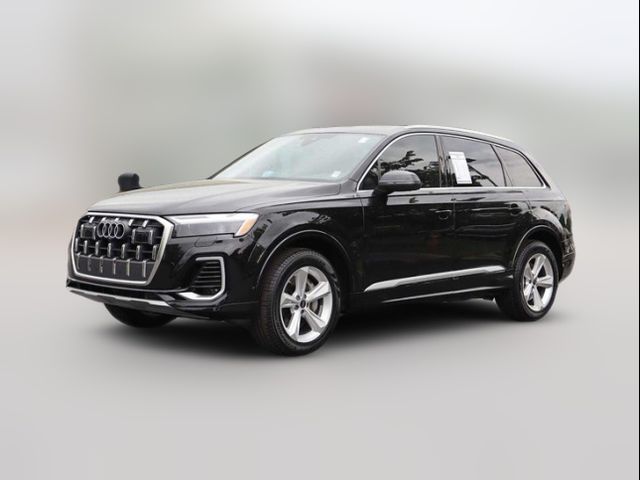 2025 Audi Q7 Premium