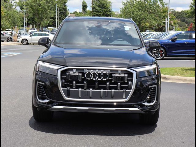 2025 Audi Q7 Premium