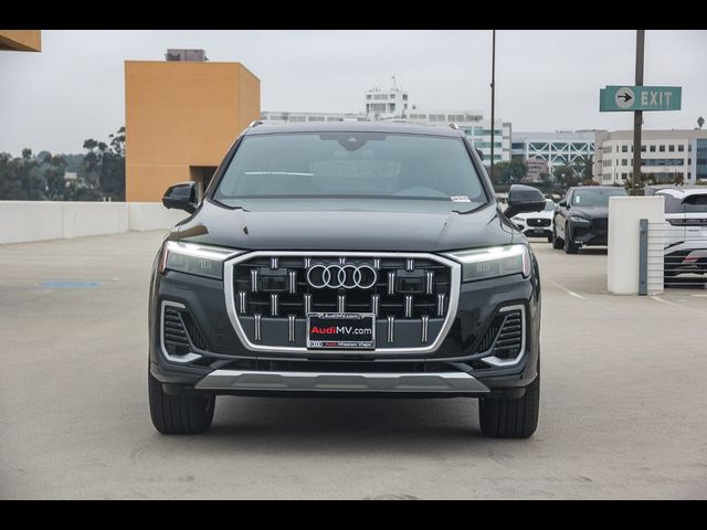 2025 Audi Q7 Premium