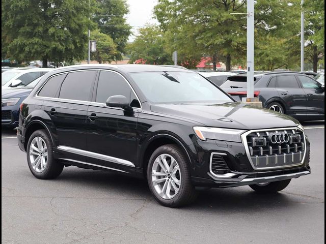 2025 Audi Q7 Premium