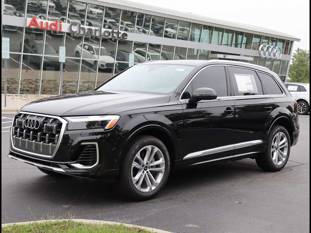 2025 Audi Q7 Premium