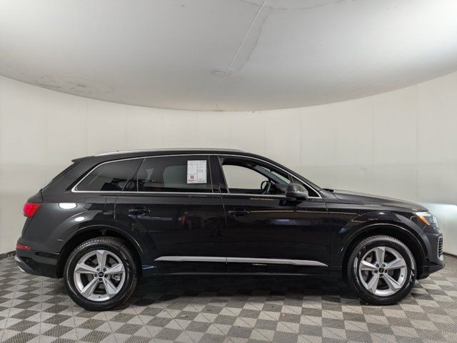 2025 Audi Q7 Premium