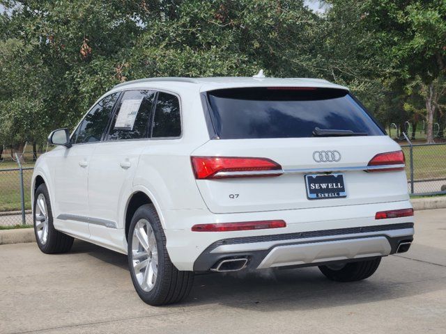 2025 Audi Q7 Premium