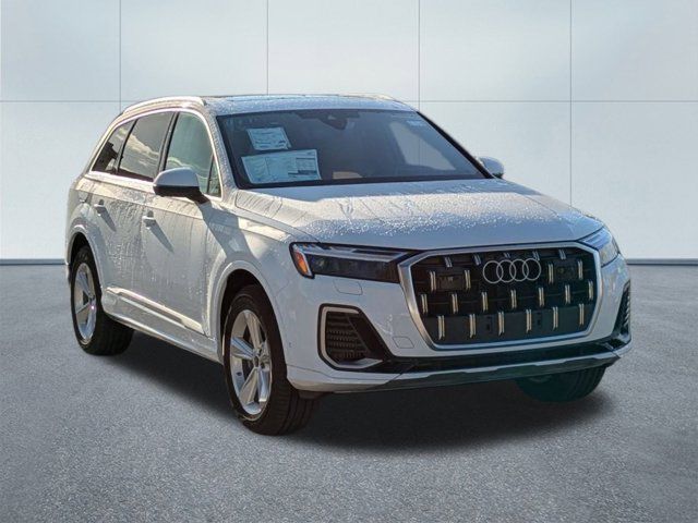 2025 Audi Q7 Premium