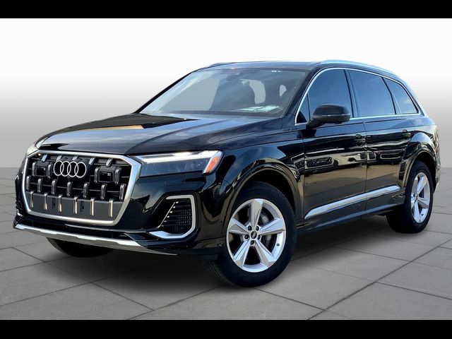 2025 Audi Q7 Premium