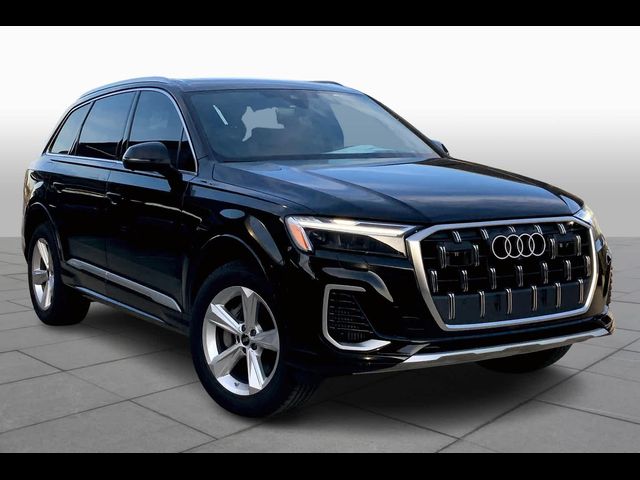 2025 Audi Q7 Premium