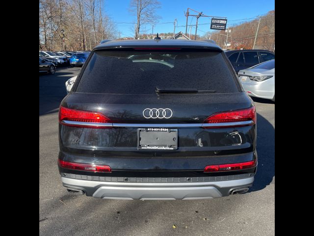 2025 Audi Q7 Premium