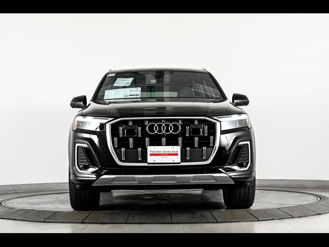 2025 Audi Q7 Premium