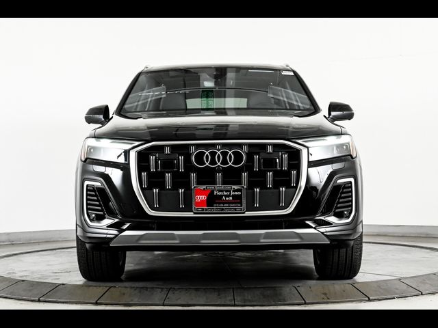 2025 Audi Q7 Premium